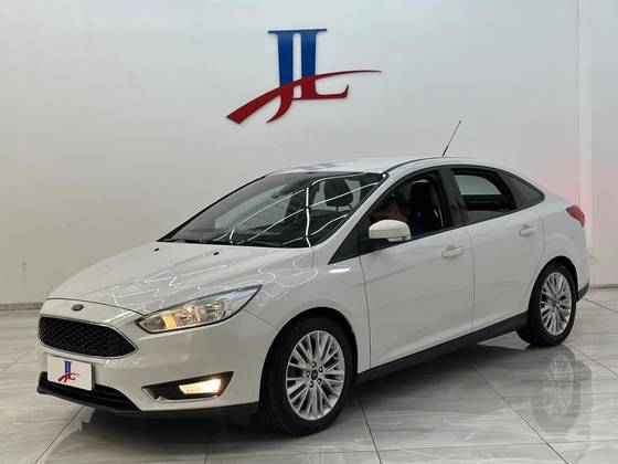 FORD FOCUS 2.0 SE 16V FLEX 4P POWERSHIFT FORD FOCUS 2.0 SE 16V FLEX 4P POWERSHIFT